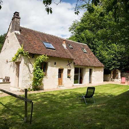 Holiday Home Le Vaugarnier Couture-sur-Loir Bagian luar foto