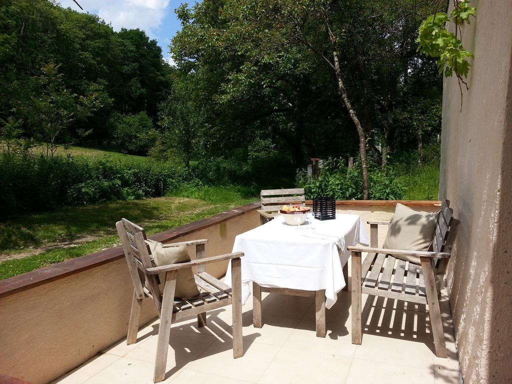 Holiday Home Le Vaugarnier Couture-sur-Loir Ruang foto
