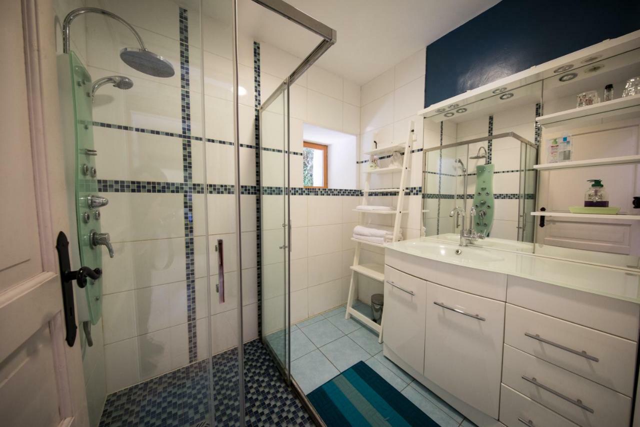 Holiday Home Le Vaugarnier Couture-sur-Loir Bagian luar foto