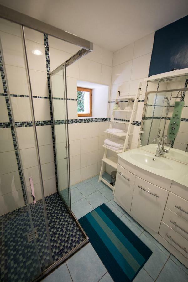 Holiday Home Le Vaugarnier Couture-sur-Loir Bagian luar foto