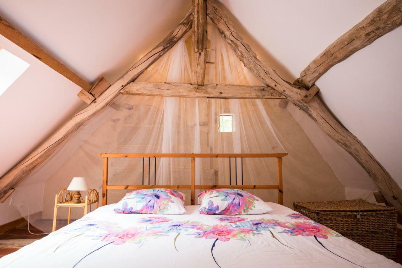 Holiday Home Le Vaugarnier Couture-sur-Loir Bagian luar foto